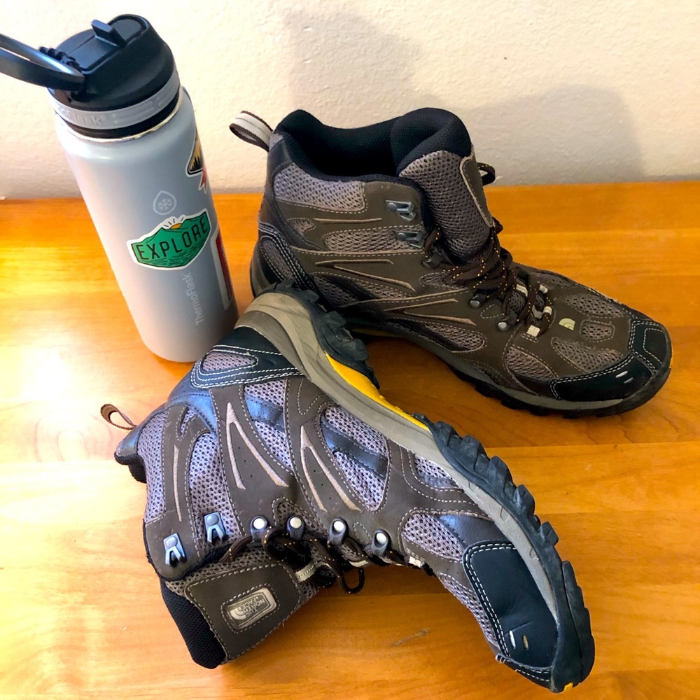 The North Face ⛰ “Cradle Heal Pro” hiking boot 🥾